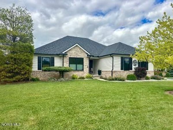 8530 Sylvania Metamora Road, Sylvania, OH 43560