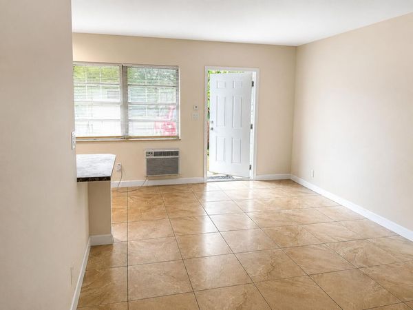 824 NE 16th Street, Unit 828, Fort Lauderdale, FL 33304