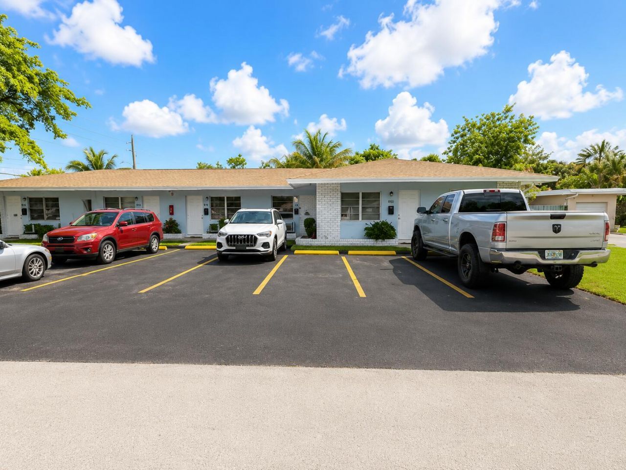 824 NE 16th Street, Unit 828, Fort Lauderdale, FL 33304 Photo
