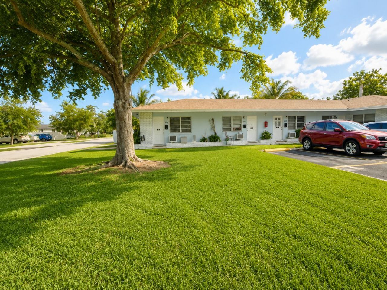 824 NE 16th Street, Unit 828, Fort Lauderdale, FL 33304 Photo