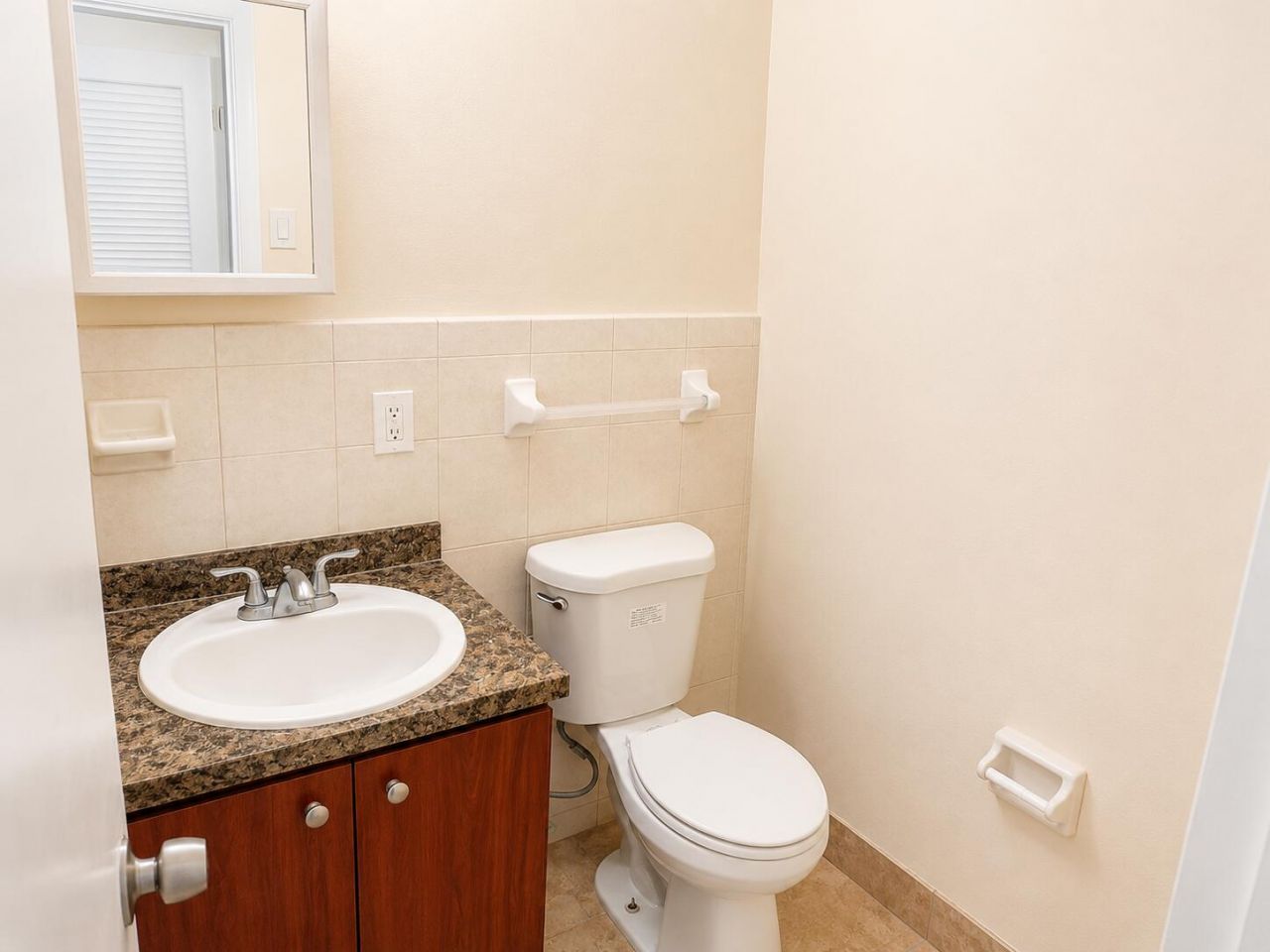 824 NE 16th Street, Unit 828, Fort Lauderdale, FL 33304 Photo