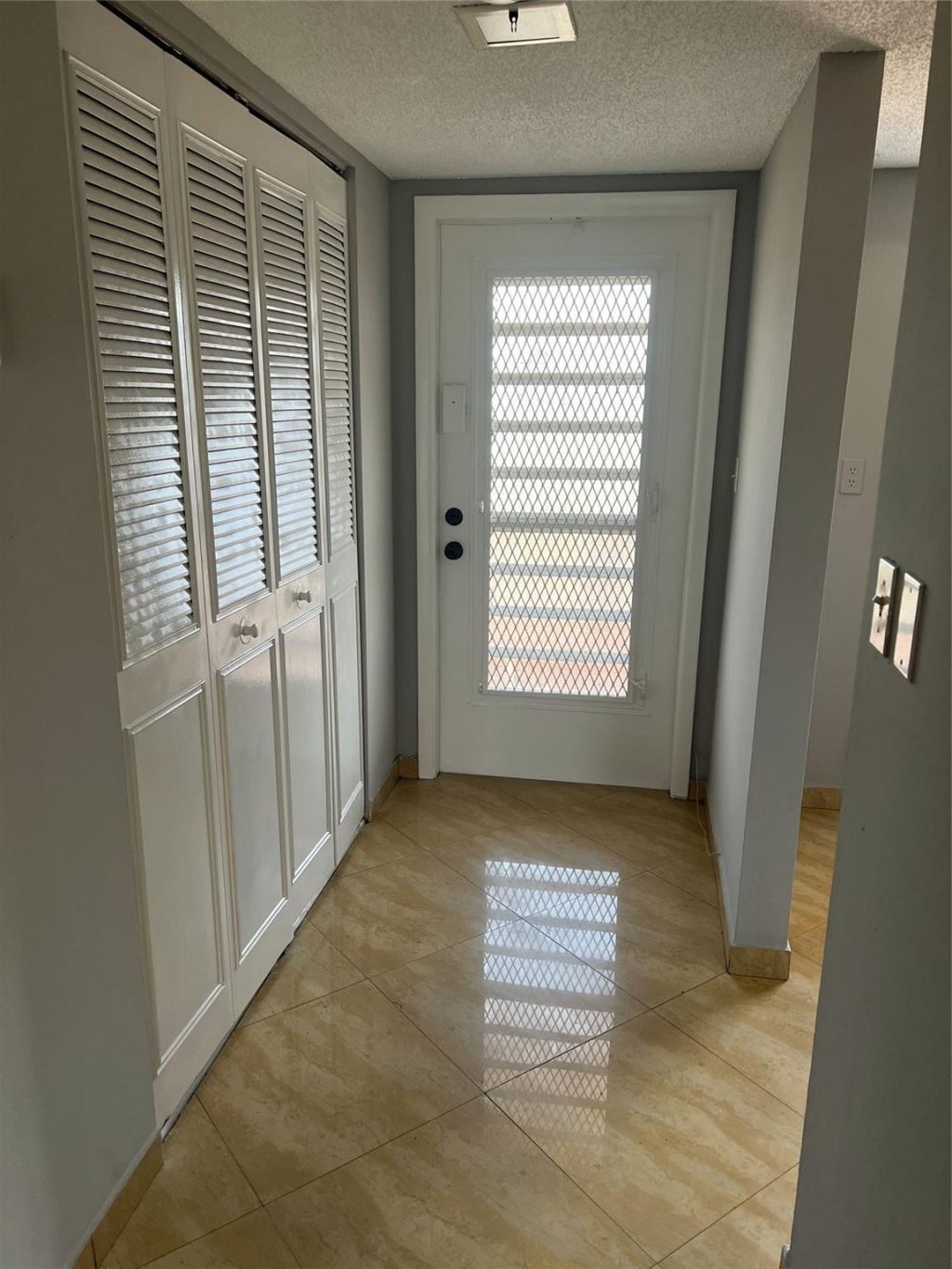 9272 SW 3rd Street, Unit 410, Boca Raton, FL 33428 Photo