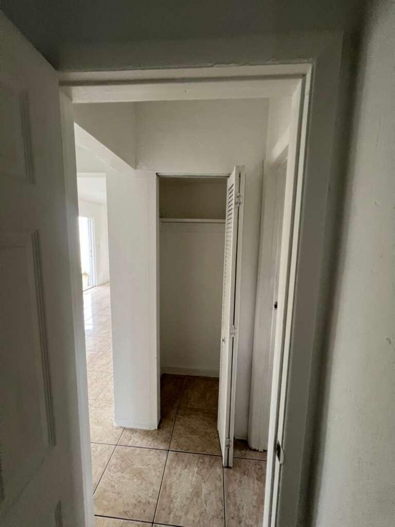1524 NW 42nd Street, Unit B, Miami, FL 33142 Photo