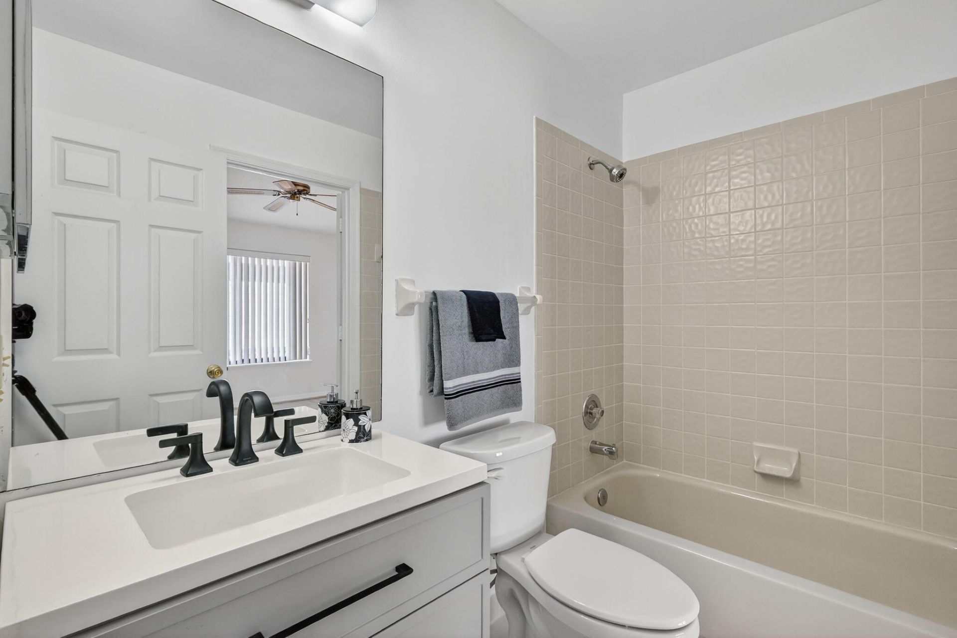6184 SE Georgetown Place, Hobe Sound, FL 33455 Photo