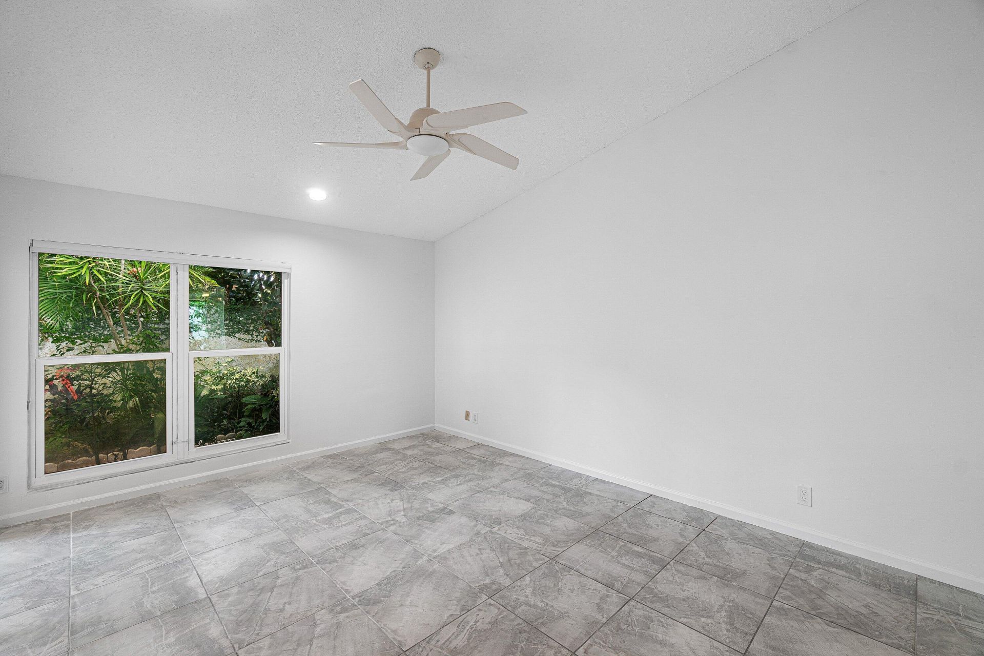 5635 Kiowa Circle, Boynton Beach, FL 33437 Photo