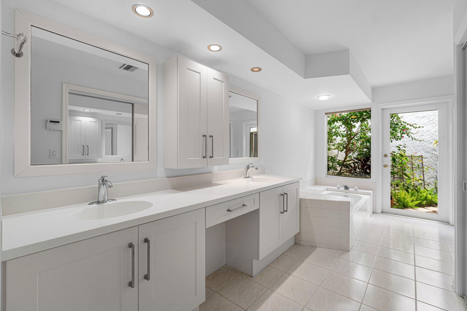 5635 Kiowa Circle, Boynton Beach, FL 33437 Photo