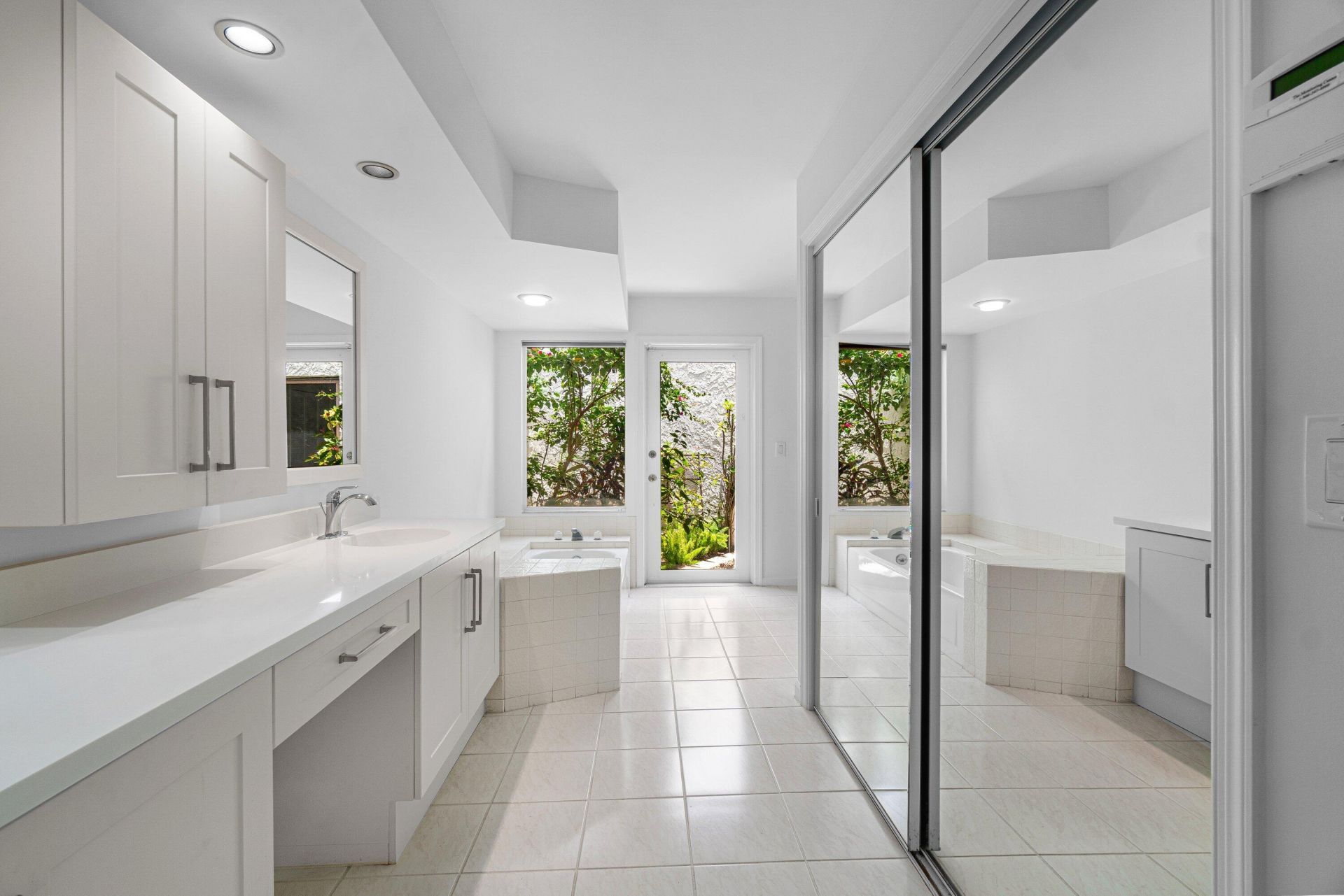 5635 Kiowa Circle, Boynton Beach, FL 33437 Photo