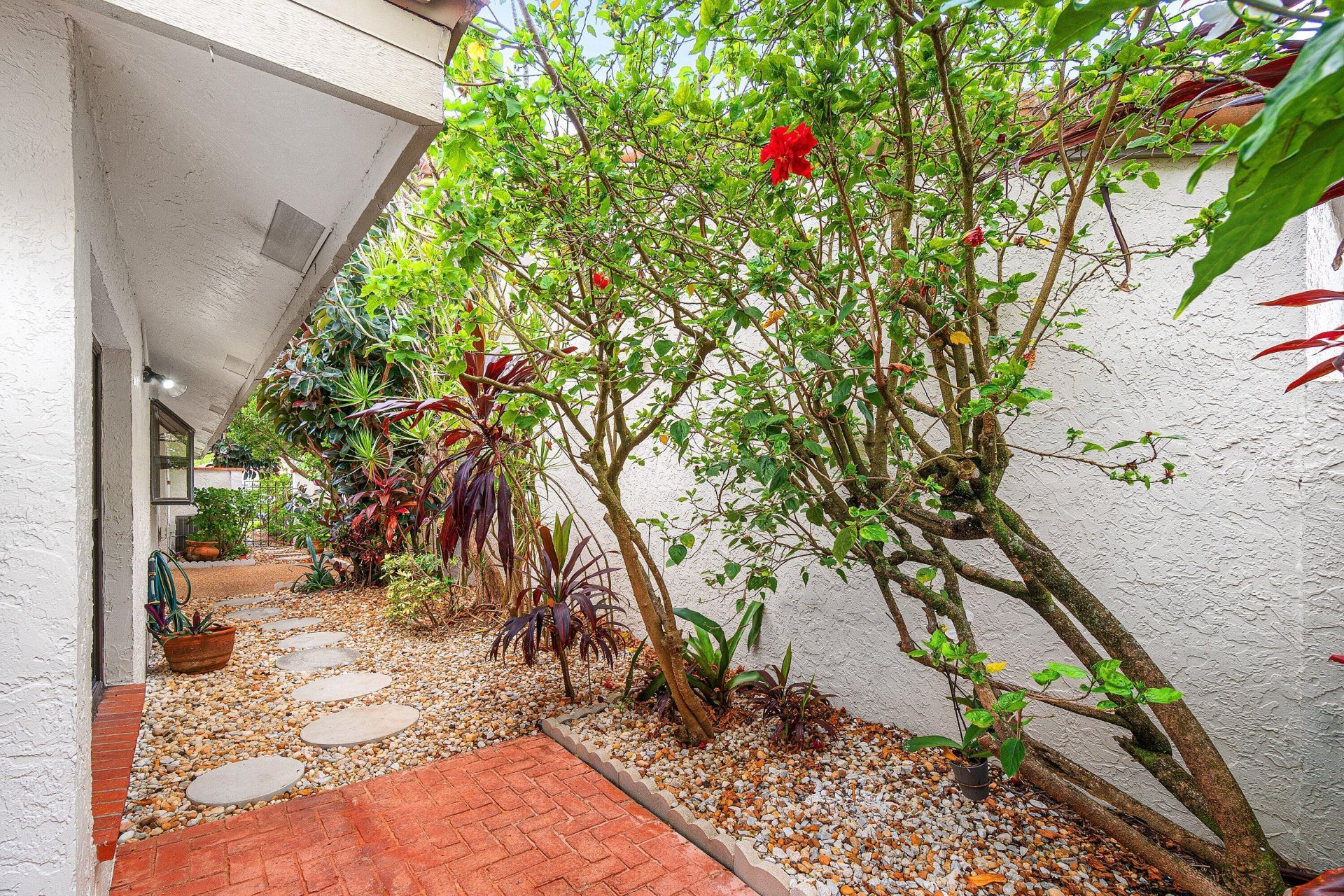 5635 Kiowa Circle, Boynton Beach, FL 33437 Photo