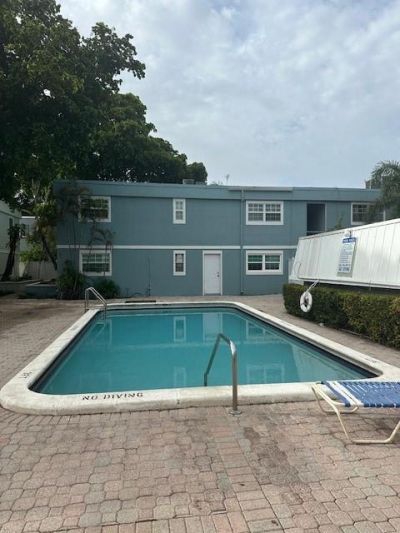 320 SE 10th Street, Unit C, Pompano Beach, FL 33060 Photo