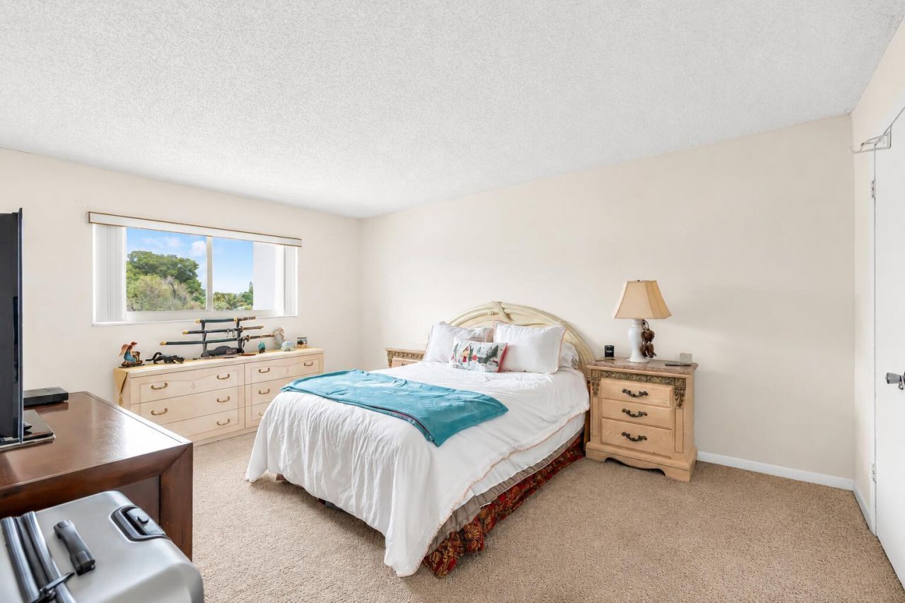 6507 Winfield Boulevard, Unit 211ac, Margate, FL 33063 Photo