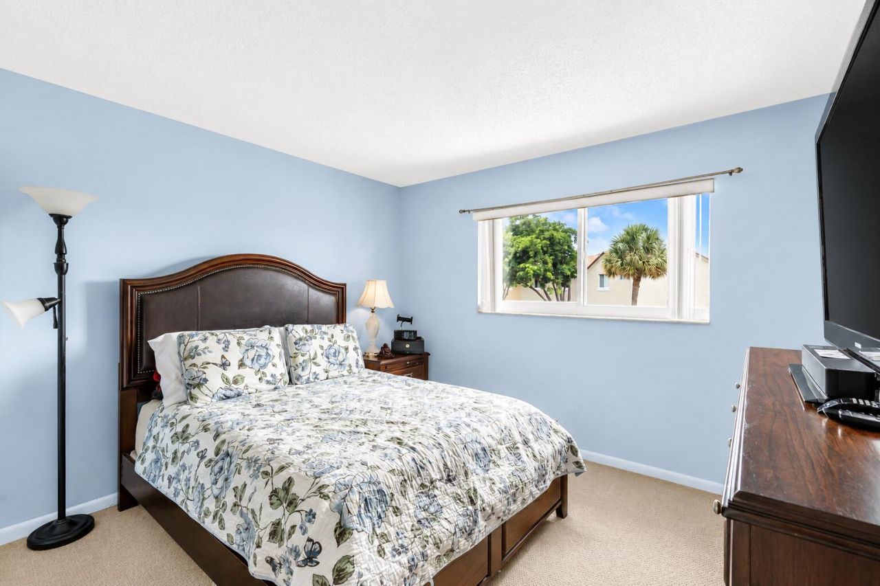 6507 Winfield Boulevard, Unit 211ac, Margate, FL 33063 Photo