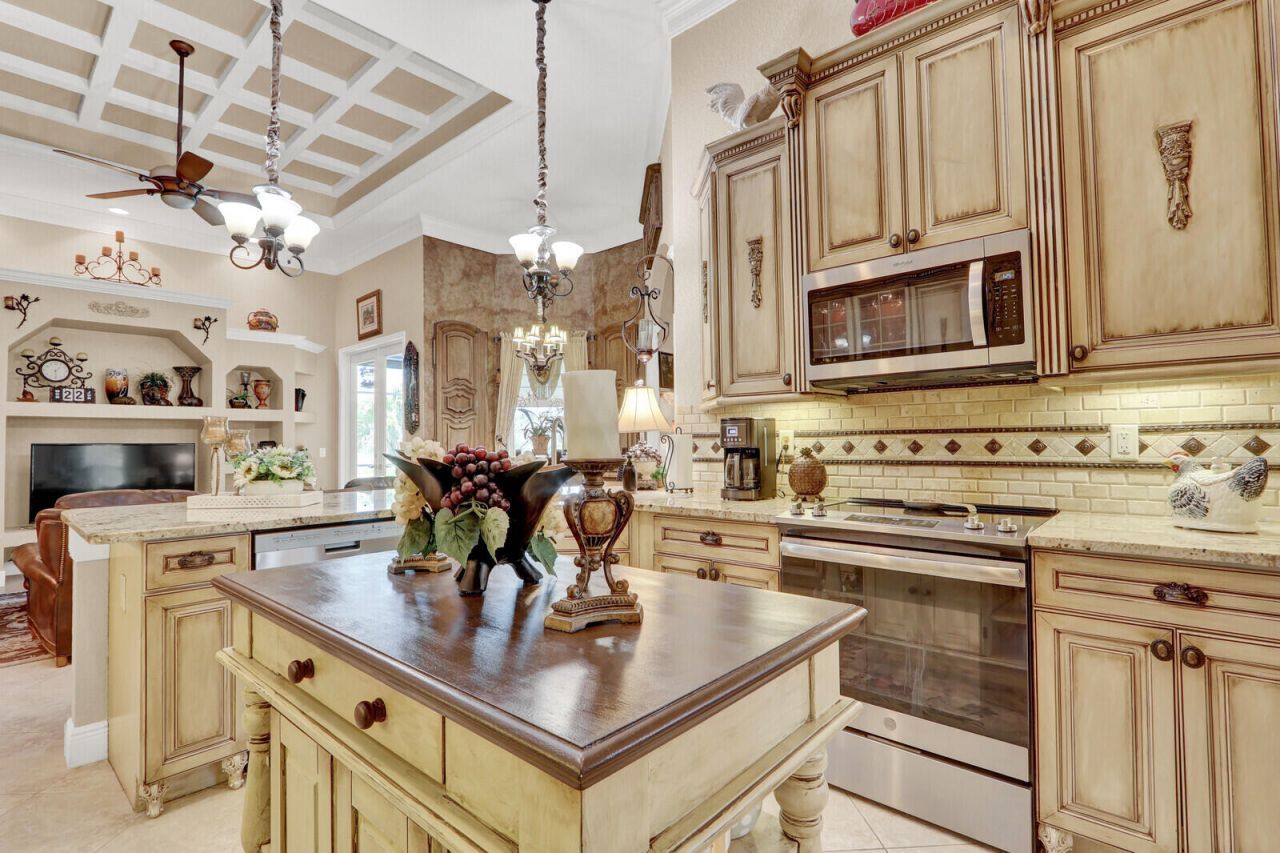 2043 SE Bisbee Street, Port Saint Lucie, FL 34952 Photo