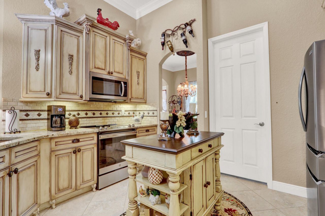 2043 SE Bisbee Street, Port Saint Lucie, FL 34952 Photo