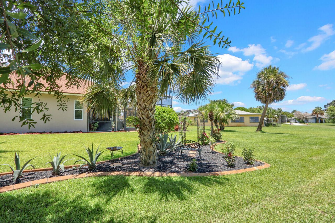 2043 SE Bisbee Street, Port Saint Lucie, FL 34952 Photo