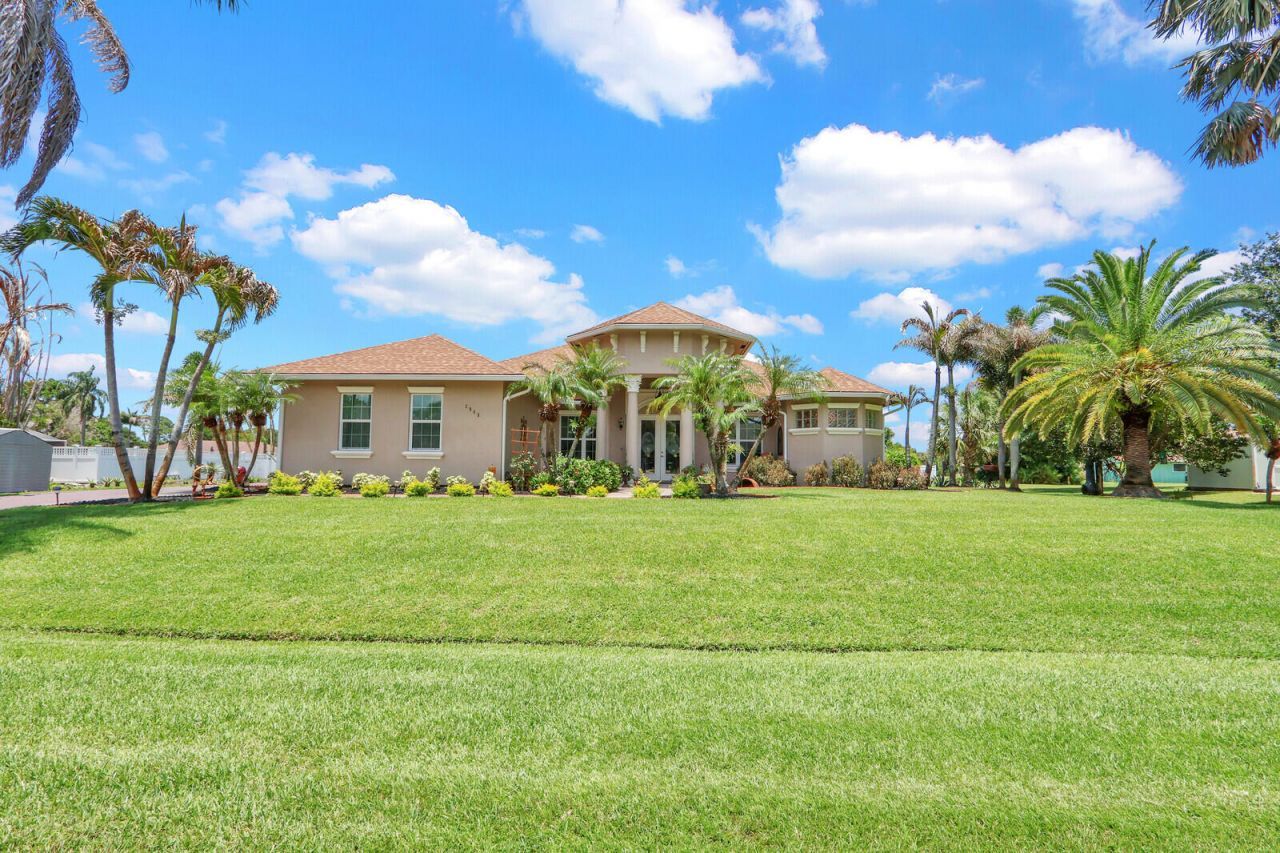2043 SE Bisbee Street, Port Saint Lucie, FL 34952 Photo