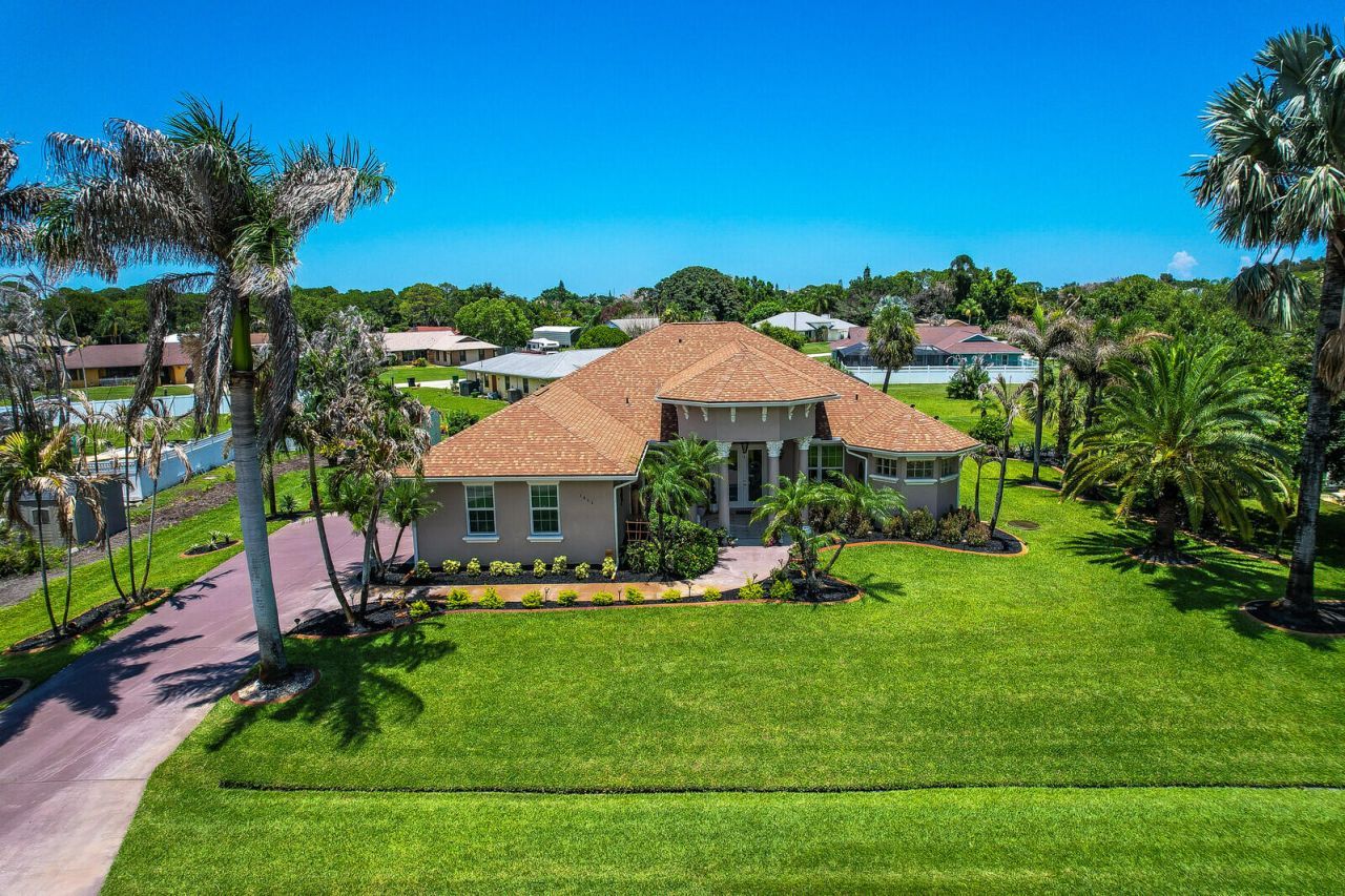 2043 SE Bisbee Street, Port Saint Lucie, FL 34952 Photo