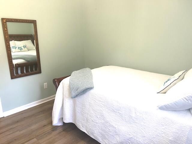 111 Finch Street Photo 25