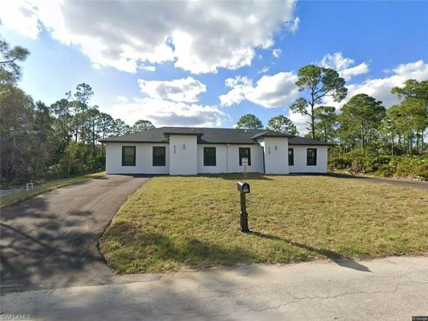 930 Hepburn AVE , LEHIGH ACRES, FL 33974