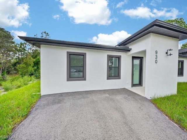 928-930 Hepburn Ave, Lehigh Acres, FL 33974 Photo