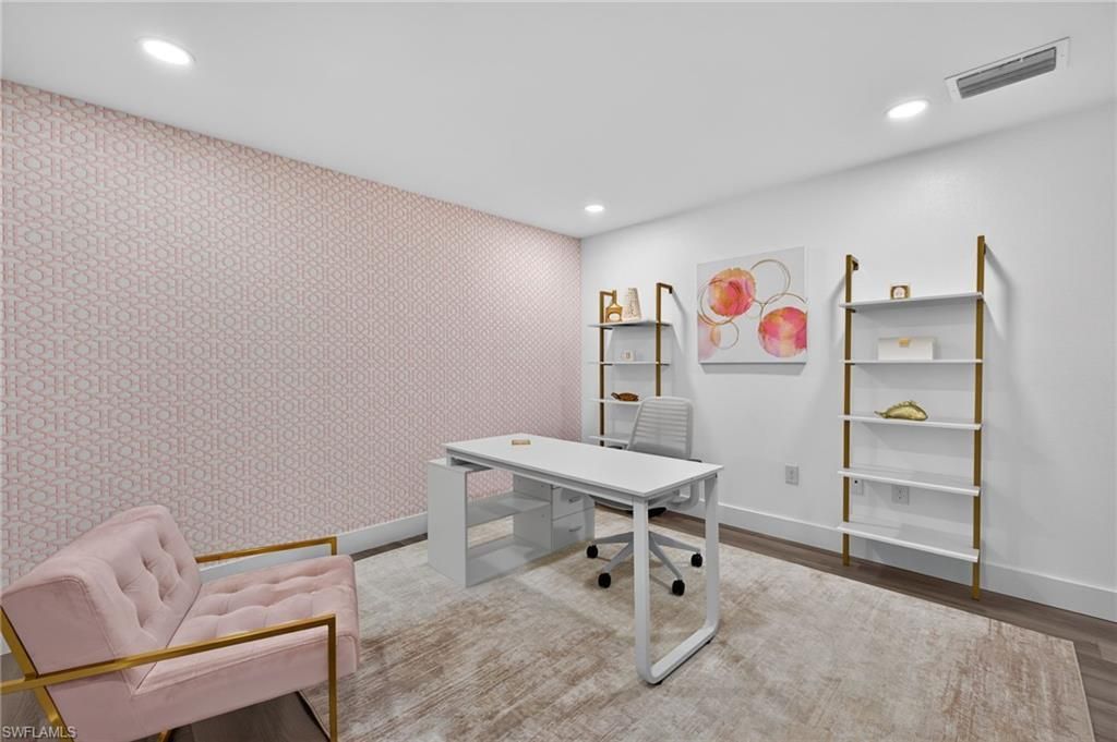 1640 Periwinkle Way , Unit 5, Sanibel, FL 33957 Photo