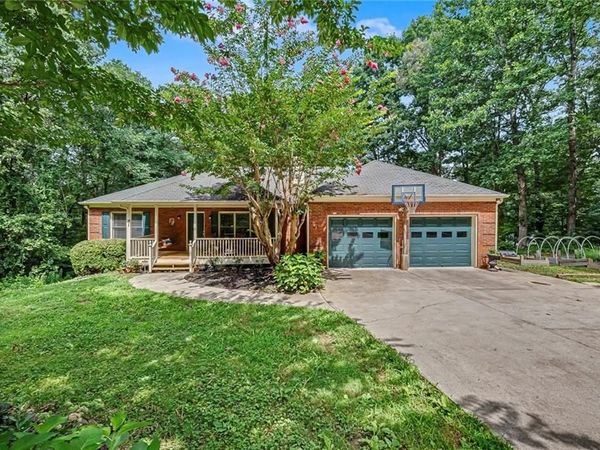 2717 Upper Sweetwater Trail SE, White, GA 30184