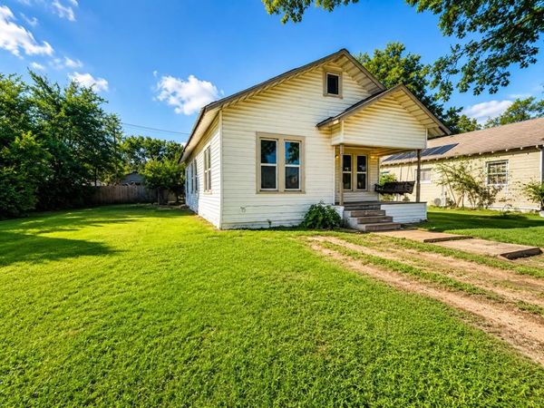 106 1st Street , Kerens, TX 75144
