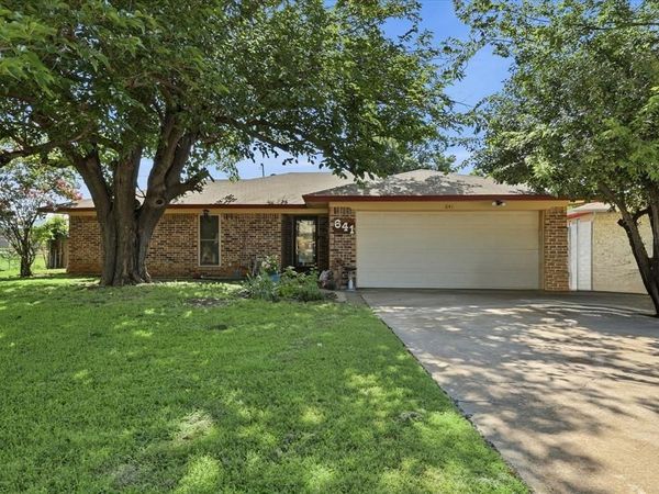 641 Deborah Court, Burleson, TX 76028