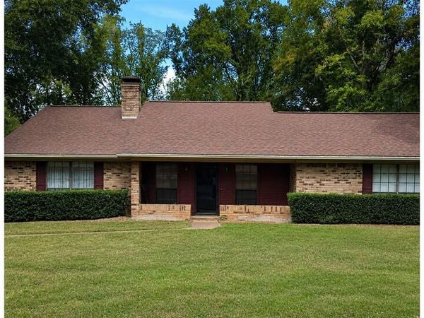 222 Woodland Circle , Crockett, TX 75835
