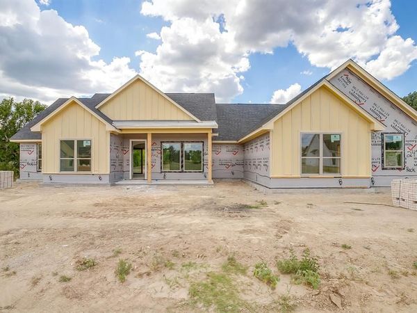 247 Jimmy Lane , Millsap, TX 76066