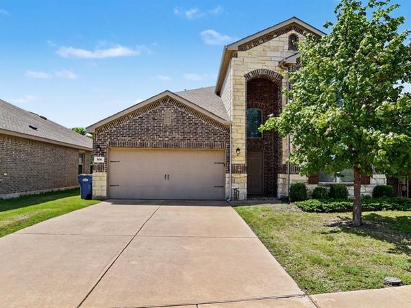 506 Robinson Way, Fate, TX 75189