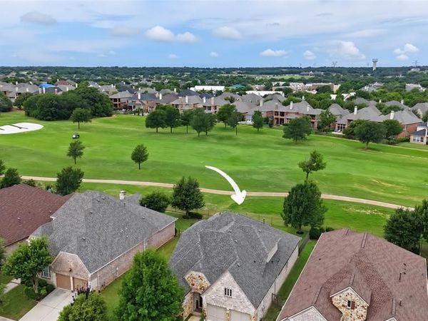 8900 Bluestem Drive, Lantana, TX 76226
