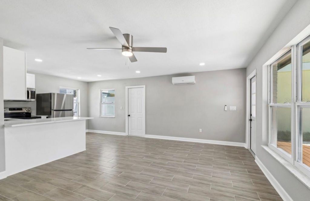 14906 N Bayshore Drive, Madeira Beach, FL 33708 Photo