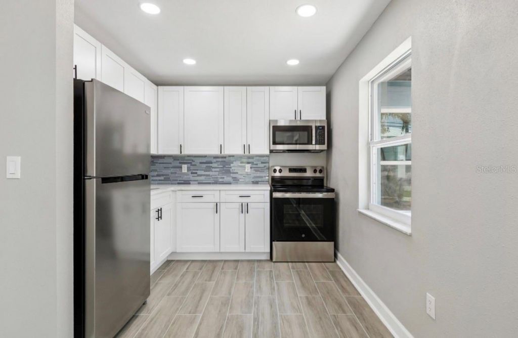 14906 N Bayshore Drive, Madeira Beach, FL 33708 Photo