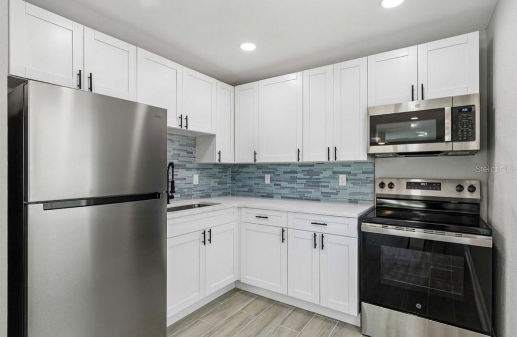 14906 N Bayshore Drive, Madeira Beach, FL 33708 Photo