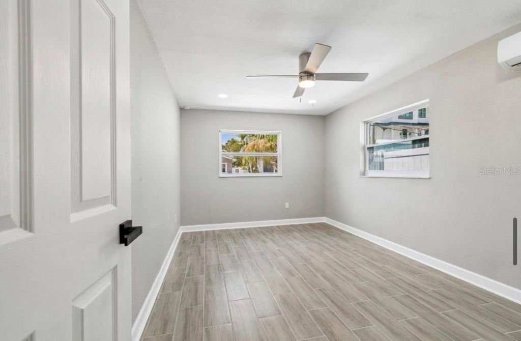 14906 N Bayshore Drive, Madeira Beach, FL 33708 Photo