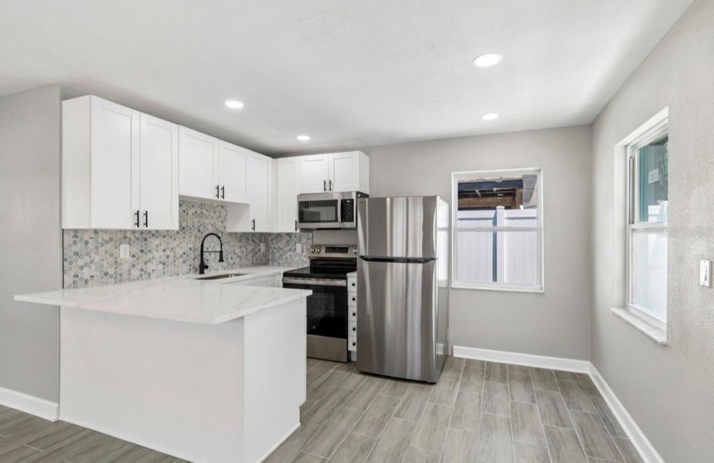 14906 N Bayshore Drive, Madeira Beach, FL 33708 Photo