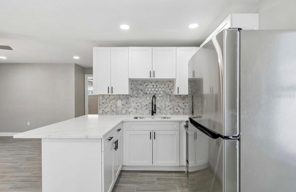 14906 N Bayshore Drive, Madeira Beach, FL 33708 Photo