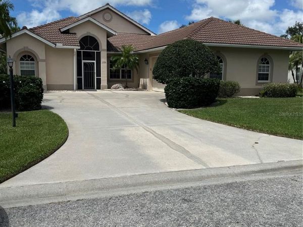 174 GRAND OAK CIRCLE , VENICE, FL 34292