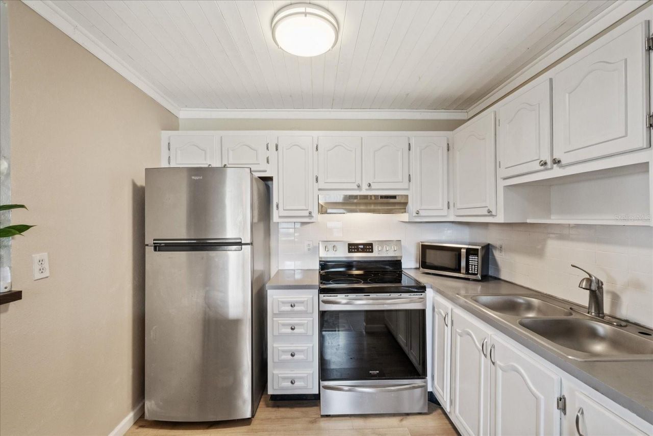 11635 Bayonet Lane , Unit B, New Port Richey, FL 34654 Photo