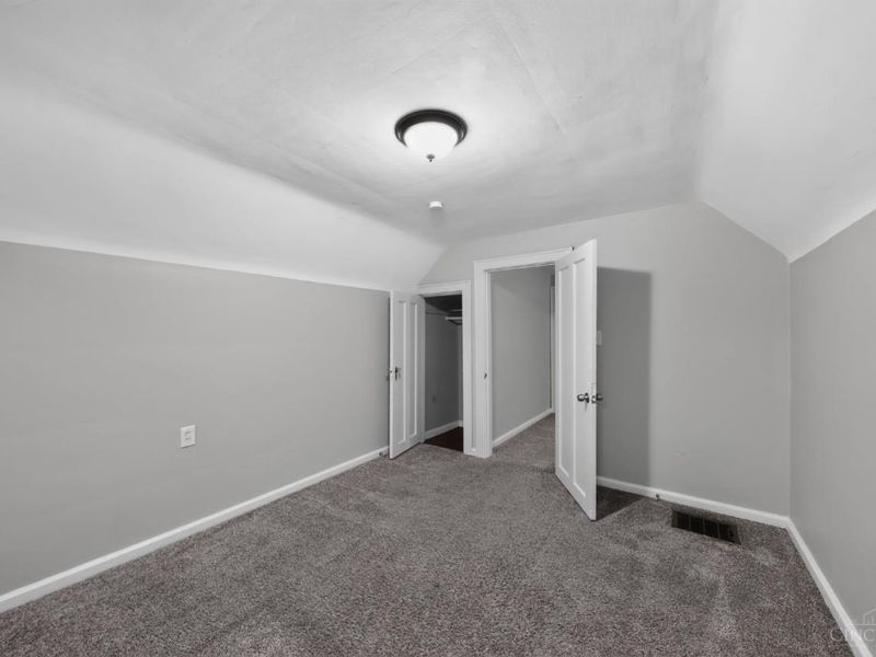 2784 Losantiville Avenue, Cincinnati, OH 45213 Photo 16