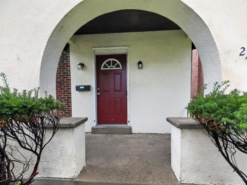 2784 Losantiville Avenue, Cincinnati, OH 45213 Photo 2