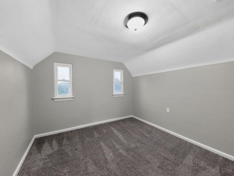 2784 Losantiville Avenue, Cincinnati, OH 45213 Photo 24