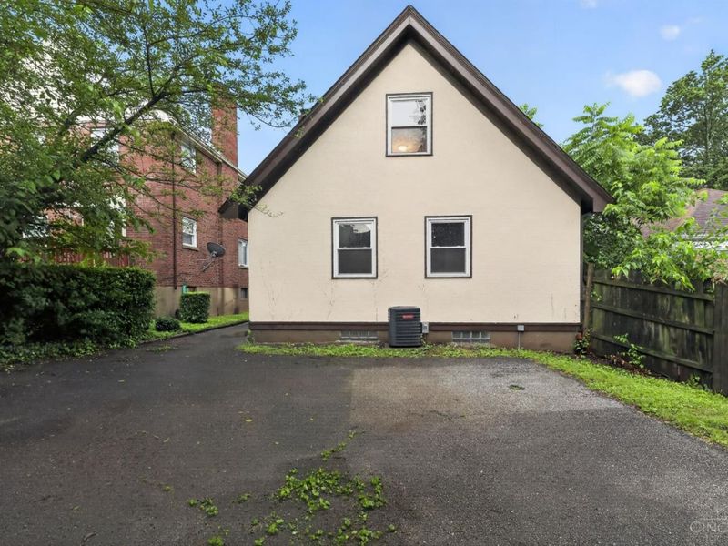 2784 Losantiville Avenue, Cincinnati, OH 45213 Photo 6