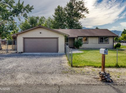 802 Lyell Way, Gardnerville, NV 89460 Photo