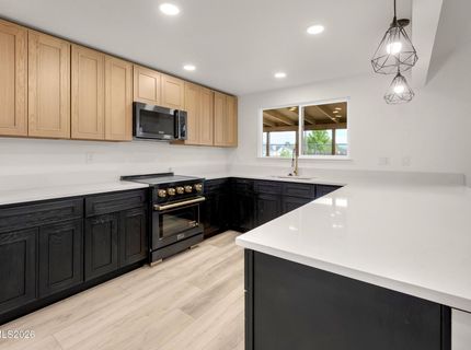 802 Lyell Way, Gardnerville, NV 89460 Photo
