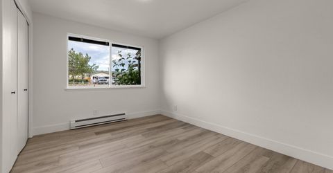 802 Lyell Way, Gardnerville, NV 89460 Photo
