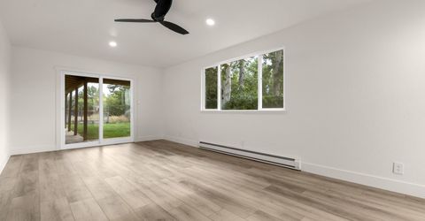 802 Lyell Way, Gardnerville, NV 89460 Photo