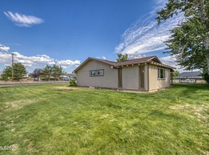 802 Lyell Way, Gardnerville, NV 89460 Photo