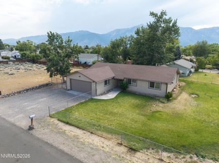 802 Lyell Way, Gardnerville, NV 89460 Photo