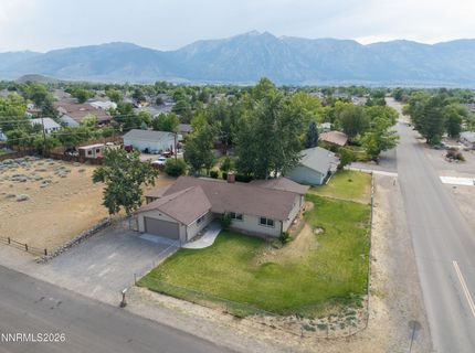 802 Lyell Way, Gardnerville, NV 89460 Photo